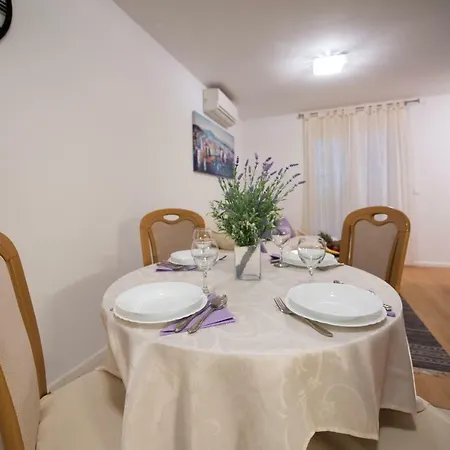 Domy Apartment
