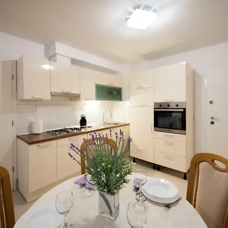 Apartment Domy Apartment *