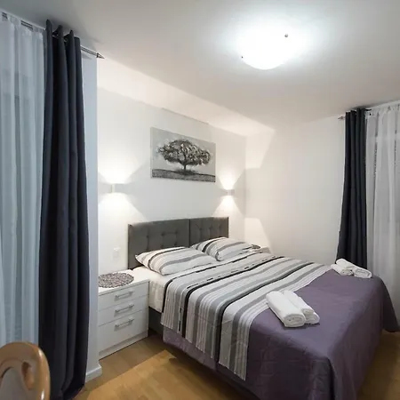 Domy Apartment Apartamento